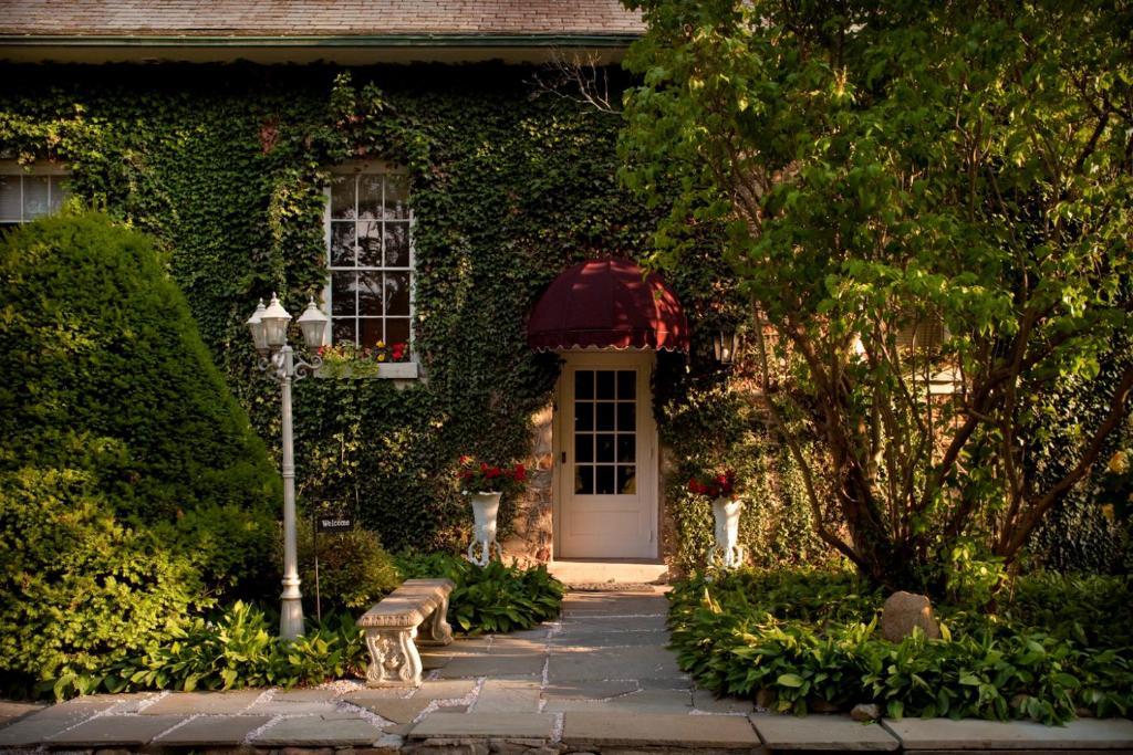 Morgan Samuels Inn Canandaigua Exterior foto
