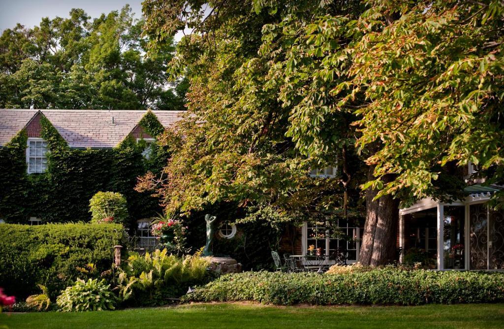 Morgan Samuels Inn Canandaigua Exterior foto